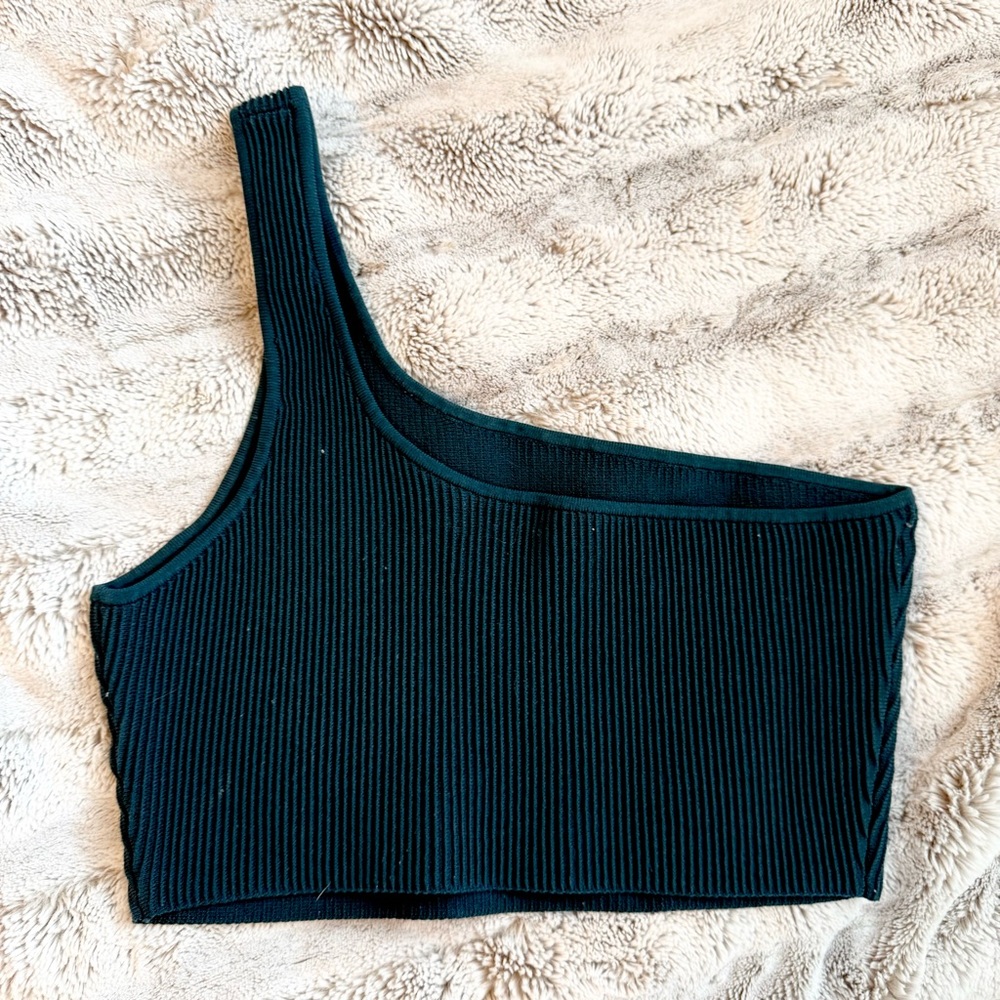 Babaton Sculpt Knit One-Shoulder Cropped Tank (Aritzia)